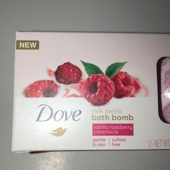 Dove bath bombs vanilla & raspberry These smell so good! 6 boxes total - Picture 5 of 8